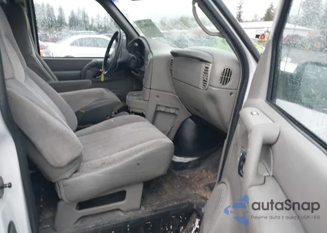 1999 Chevrolet Astro из США, поврежденный, VIN 1GCDL19W4XB194018